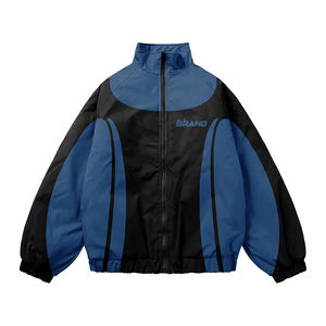 Coupe-vent de jogging unisexe en nylon et polyester imperméable, avec patch logo premium réfléchissant, effet délavé et blocs de couleur imprimés - Product Image 3