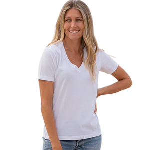 Camiseta Blanca de Manga Corta con Cuello en V para Mujer, 100% Algodón Orgánico de Lujo, Preencogido, Certificado GOTS, Premium, Suave, Transpirable y Ajustada - Product Image 6