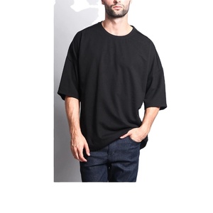 Ropa de calle para hombre GSM 250 de alta calidad, camiseta en blanco transpirable con logotipo de impresión pesada, servicio OEM de talla grande del proveedor BD - Product Image 2