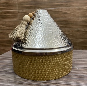 Beautiful Beige Finish Metal Food Warmer Casserole Food Warmer & Chafing Dish for Home & Hotel Use - Product Image 6