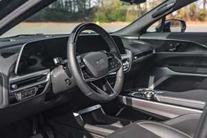 2024 RWD Luxe Certifié Propre Peu Utilisé Automatique Turbo 4L Cuir ACC Électrique Foncé Gauche Alliage d'aluminium - Product Image 5