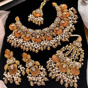 Juego de Joyería de Moda de Aleación de Acero Inoxidable 100% de Alta Calidad, Chapado en Oro de 18K, Estilo Modesto para Mujer, Collar y Aretes para Fiesta o Boda - Product Image 5