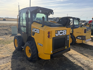 Cargadora Compacta de Ruedas JCB 270 de Calidad, Tipo Cabina, para Trabajo Agrícola, Construcción y Manejo de Materiales - Product Image 3