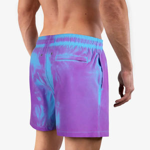 กางเกงขาสั้นผู้ชายแบบลำลอง ผ้าโพลีเอสเตอร์สองชั้น ระบายอากาศ แห้งเร็ว กันน้ำ เอวยางยืด เป็นมิตรกับสิ่งแวดล้อม - Product Image 2