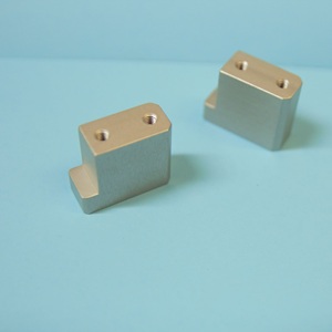 Placa de fijación de aleación vietnamita de alta calidad, piezas de ensamblaje personalizadas, piezas de mecanizado CNC - Product Image 1