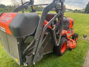 Modelo 2022 para cortacésped de alta descarga Kubota G2611, caja de hierba de servicio completo de 152 horas, propietario privado de Grado uno DIY - Product Image 6