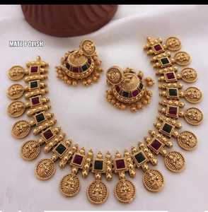 LAXMI & COIN STLYISH ANTIGUO TRADICIONAL Y DE MODA CONJUNTO DE JOYERÍA DEL TEMPLO DEL SUR DE LA INDIA Y COLLAR DE GARGANTILLA JUMKHA CONJUNTO DE PENDIENTES CHICA - Product Image 2