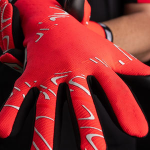 Gants de gardien de but de football professionnels de nouvelle conception en gros, imperméables, respirants, à doigts entiers, avec sangle de poignet réglable - Product Image 4