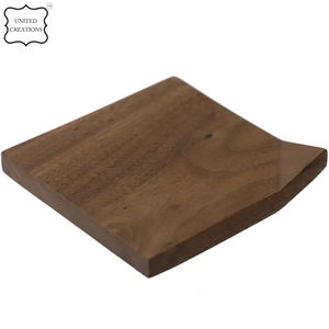 Vente en gros de sous-verres classiques en bois écologiques de 4 pièces sous-verres et porte-gobelets en noyer de haute qualité coussin carré de 4x4 pouces - Product Image 2