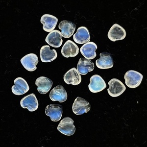4mm 6mm 8mm naturel bleu arc-en-ciel pierre de lune lisse dos plat coeur cabochon en vrac pierre précieuse semi précieuse fabrication de bijoux en gros - Product Image 2