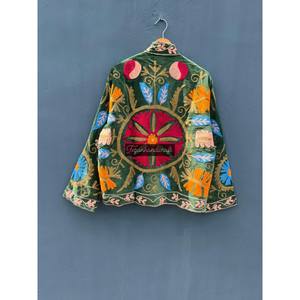Chaqueta Suzani de terciopelo al por mayor Chaqueta corta unisex con bordado floral para fiesta chaqueta con forro interior de algodón estilo Hippie - Product Image 6