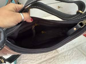 กระเป๋าหนังแท้ลายสลักมือ ดีไซน์ล่าสุด สไตล์ยิปซี โบโฮ สะพายไหล่ ทำมือ ลายตาราง ดีไซน์แบบตะวันตก - Product Image 6