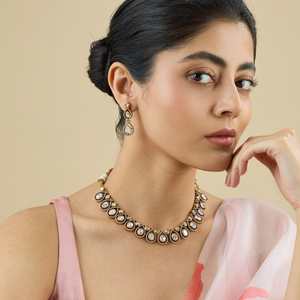 Kundan Necklace 176351 Elegant <b>Wedding</b> <b>Accessory</b> - Product Image 1