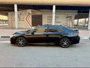 Toyota Camry SE 2024 d'occasion, 4 cylindres, 2.5L, puissance (204 ch), 4x2, essence, Euro6d, traction avant, transmission automatique, conduite à gauche - Product Image 5