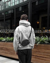 Sweat à capuche unisexe surdimensionné en molleton noir épais avec logo personnalisé, de haute qualité, 100% coton, coupe courte, impression en relief pour hommes - Product Image 6