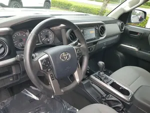 โตโยต้า ทาโคมา เอสอาร์5 ปี 2018 - Product Image 2