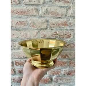 Beau bol de service en laiton gravé à la main pour un décor élégant et des besoins de service dans les intérieurs modernes et anciens - Product Image 1