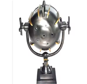 Lampe de table à finition bicolore en laiton/aluminium d'inspiration marine sur le thème nautique avec design sur pied pour la maison ou les bureaux - Product Image 2