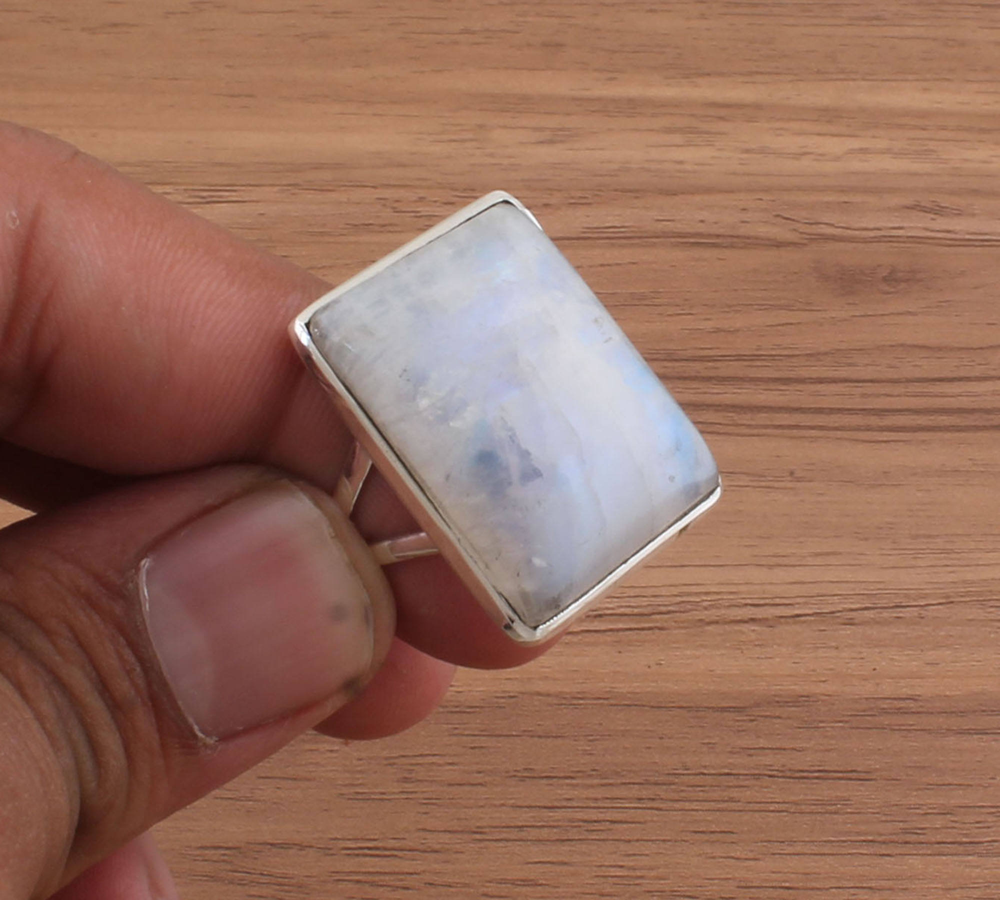 เหมือนในรูป