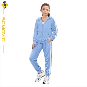 ชุดกีฬาสำหรับเด็กผู้ชายเด็กผู้หญิงมีฮู้ด - Product Image 1