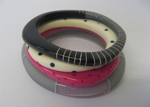 MADE Bijoux Résine Acrylique Bracelet Bracelet Exagéré Éblouissant Multicolore Large Irrégulier Carré Acrylique Bracelets Femmes - Product Image 6