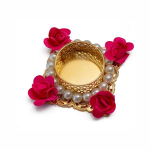 Nouveauté 2025 Bougeoirs faits à la main en perles Porte-bougie chauffe-plat pour la décoration de la maison et du temple Diya' Forme carrée pour mariage et fête - Product Image 2