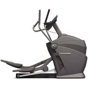 เครื่องออกกำลังกายแบบอีลิปติคอล Octane Fitness รุ่นรีแมนูแฟคเจอร์ สำหรับการฝึกคาร์ดิโอและเพิ่มความทนทานทั่วร่างกาย - Product Image 2