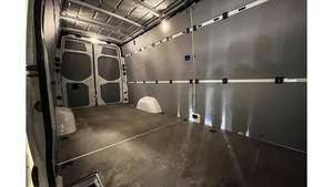 Mercedes-Benz Sprinter Cargo Van 2500 2025, Techo Alto, Diésel, 170 Pulgadas, Tracción Trasera - Product Image 4