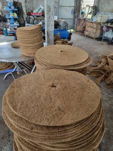 Disque de coco de qualité supérieure: 100% naturel, écologique pour le paillage, directement exporté des premiers fournisseurs vietnamiens - Product Image 4