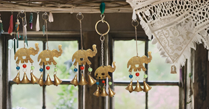 ลูกปัดทองเหลืองสไตล์วินเทจแขวนประตูผนังตกแต่งทำด้วยมือกระดิ่งลมอินเดียแบบดั้งเดิม - Product Image 2