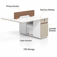 Bureau informatique cantilever blanc avec écran de confidentialité en tissu diamanté, chemin de câbles, tiroir et rangement pour tour, bordure en bois