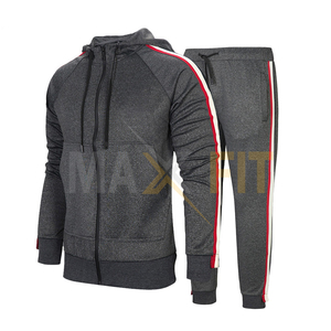 Ensemble de survêtements d'extérieur pour hommes de la meilleure qualité pour l'hiver par MAXFIT ENTERPRISES Logo personnalisé vente à chaud Design grande taille - Product Image 1