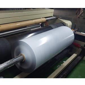 Taille personnalisée blanc-noir couleur étanche à l'humidité film étirable PE film rétractable matériau souple LLDPE emballage en plastique sans impression - Product Image 5
