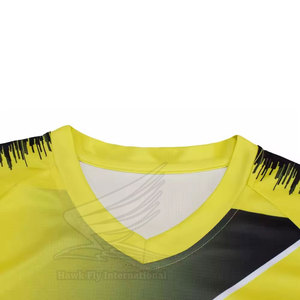 Maillot de football le plus vendu Poids léger Fabriqué au Pakistan Maillot de football martial en polyester 100% - Product Image 5