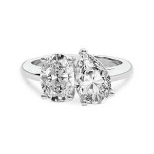 Anillo Elegante Ovalado con Diamantes Cultivados en Laboratorio, 1.00 Ct Tw, Oro Sólido de 14K, Color FG, Claridad VS, 2 Diamantes Alargados - Product Image 1