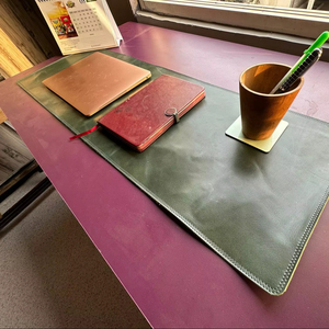 Tapis de bureau en cuir véritable, luxueux, antidérapant, durable, surface en cuir de vache, anti-odeur, robuste, décontracté pour - Product Image 1