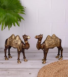 Adorno Decorativo de Camello, Fabricado en Latón y Pintado, Decoración Dorada para el Hogar, Estilo Moderno - Product Image 2