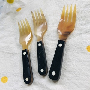 Ensemble de couteaux en corne, couverts de haute qualité, vaisselle, ustensiles, logo personnalisé, nouvel article, fabriqué par VITRAPRO - Product Image 3