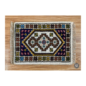Tapis persan en laine noué à la main 60x90 cm Tapis traditionnel fait à la main Collection de motifs floraux et géométriques assortis - Product Image 1