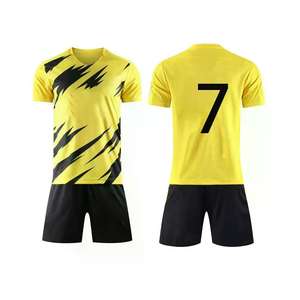 2023 hommes léger football uniforme Logo personnalisé impression nouveauté ensemble meilleur Design vêtements de sport - Product Image 3