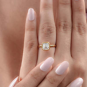 Elegante Asscher Lab Diamond Bezel Set Anillo solitario Lab Grown Diamond Ring Piedra principal Oro sólido 14K Regalo perfecto para mujeres - Product Image 5