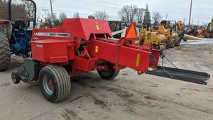 เครื่องจักรกลการเกษตรมือสอง ยี่ห้อ Massey Ferguson รุ่น 1840 เครื่องอัดฟางก้อนสี่เหลี่ยมขนาดเล็ก ผลผลิตสูง - Product Image 3