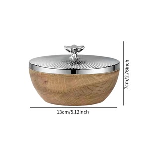Plat à gratin rond élégant en bois avec couvercle argenté design, bol moderne pour service de table et cadeaux - Product Image 5
