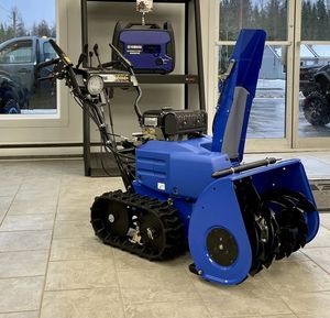 คุณภาพดีที่สุด ปี 2024 Ariens ST28DLE Deluxe SHO 28 นิ้ว เครื่องเป่าหิมะแบบใช้แก๊ส สตาร์ทไฟฟ้าสองขั้นตอน พร้อมชุดเกียร์เครื่องยนต์ รับประกัน 2 ปี - Product Image 4