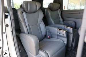 OFERTA Vehículo Usado 2024 4x4 Híbrido Z Top Importación Europea con Volante a la Izquierda/Derecha y Entrega Rápida Disponible - Product Image 2