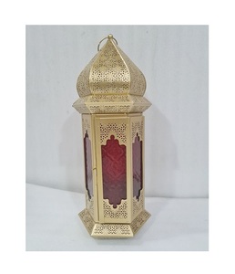 Lanterne de vaisselle au design antique Lanterne suspendue en fer et en verre rouge faite à la main du meilleur exportateur en Inde - Product Image 5