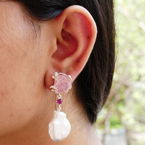 Boucles d'oreilles à la mode suspendues en argent sterling 925 Tourmaline baroque perle Dangler pierres précieuses brutes dames - Product Image 5