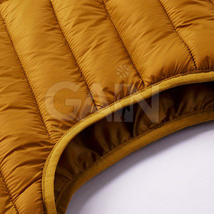 Chaleco Ligero Informal de Invierno para Hombre, Transpirable, Ecológico, Relleno 100% Poliéster, Personalizable, de Alta Calidad, con Cuello en V - Product Image 5