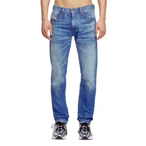 Jeans Slim Fit Denim élégant, confortable et polyvalent pour un look moderne et ajusté - Product Image 1