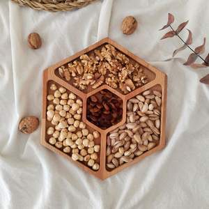 Plateau de service carré en bois peint à la main pour cadeaux, style classique écologique - Product Image 4